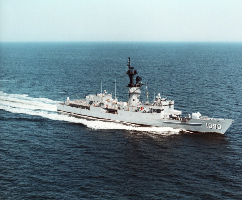 USS Ainsworth Knox class DN-SC-86-00518