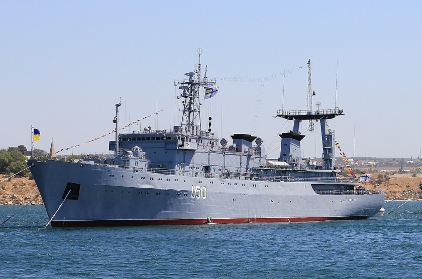 Navy_in_Sevastopol_bay_2012_[DETAIL OF] G01